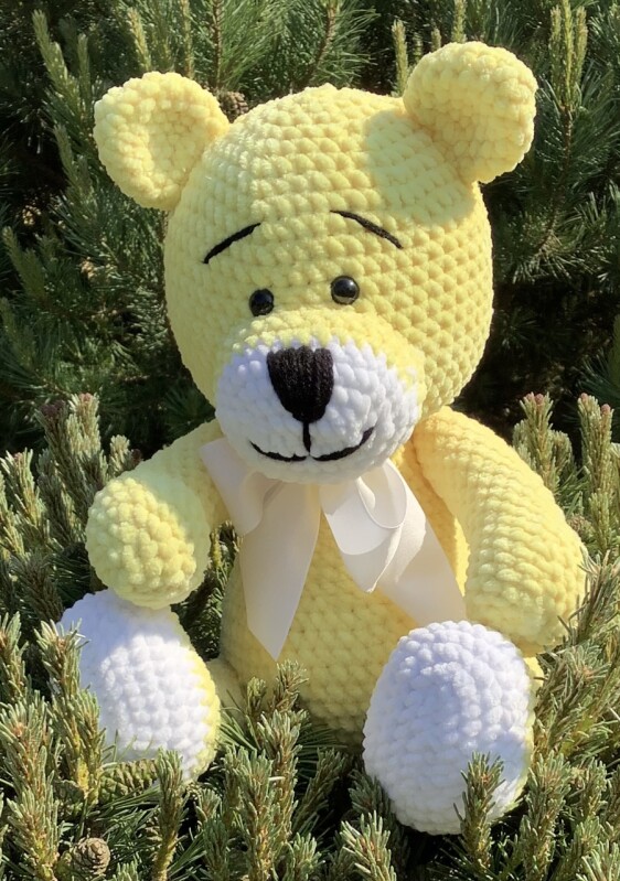 Háčkovaný medvidek žlutý 