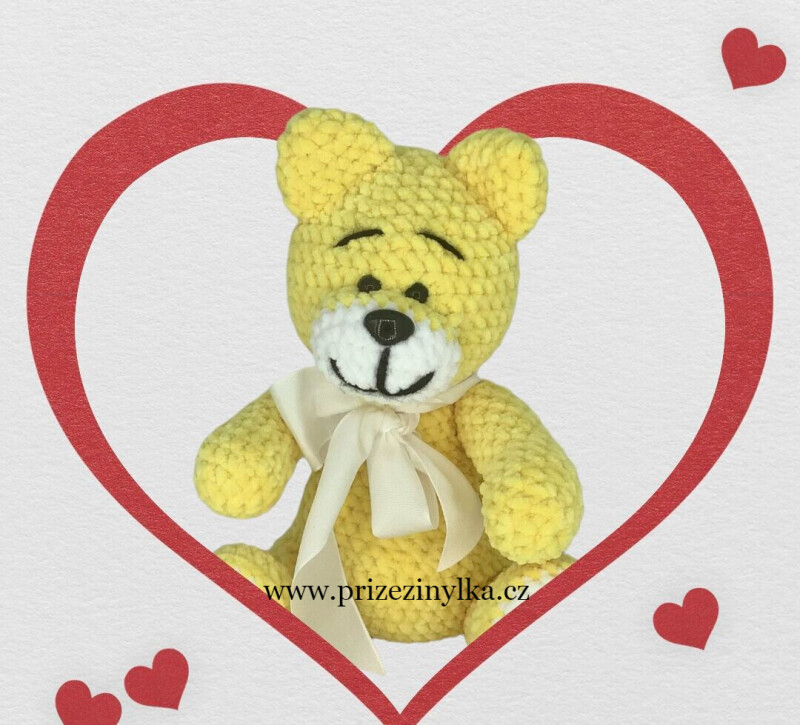 Háčkovaný medvídek vel.S žlutý